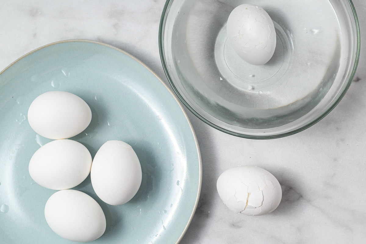 easily peel instant pot boiled eggs 