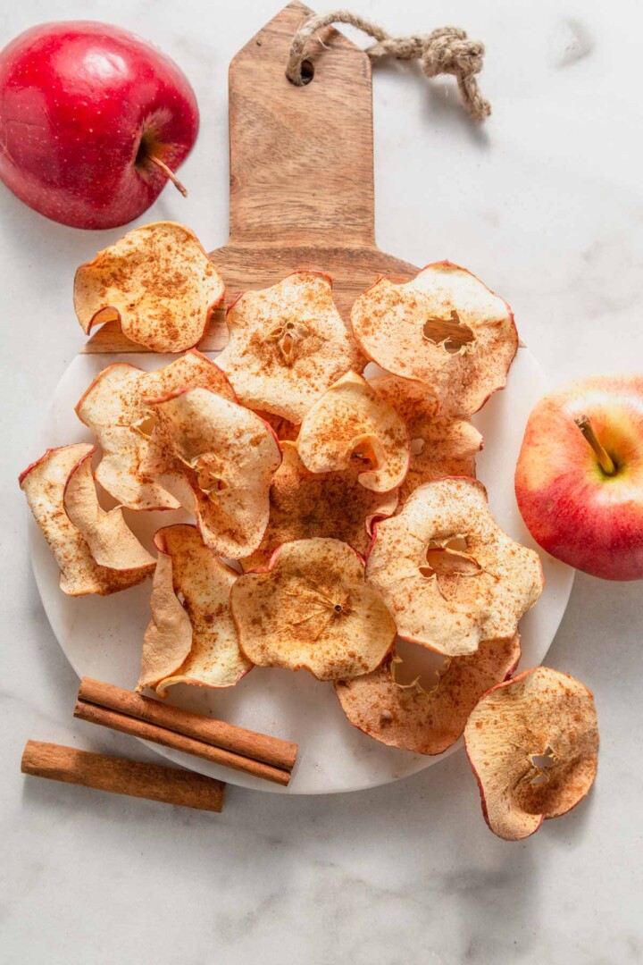 Crispy Air Fryer Apple Chips (15 Minutes)