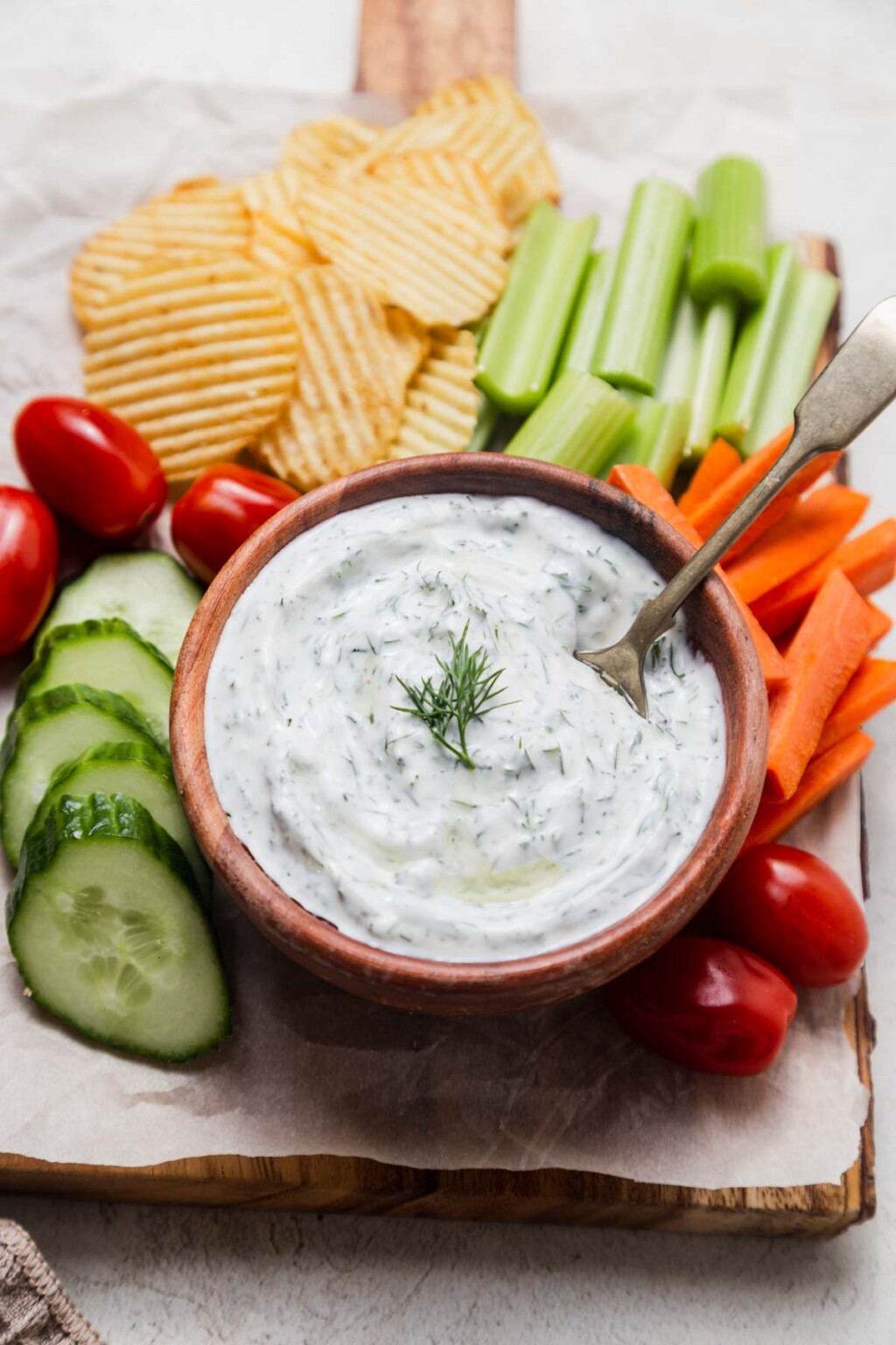 Dill Dip With Greek Yogurt (Dill Yogurt Sauce)