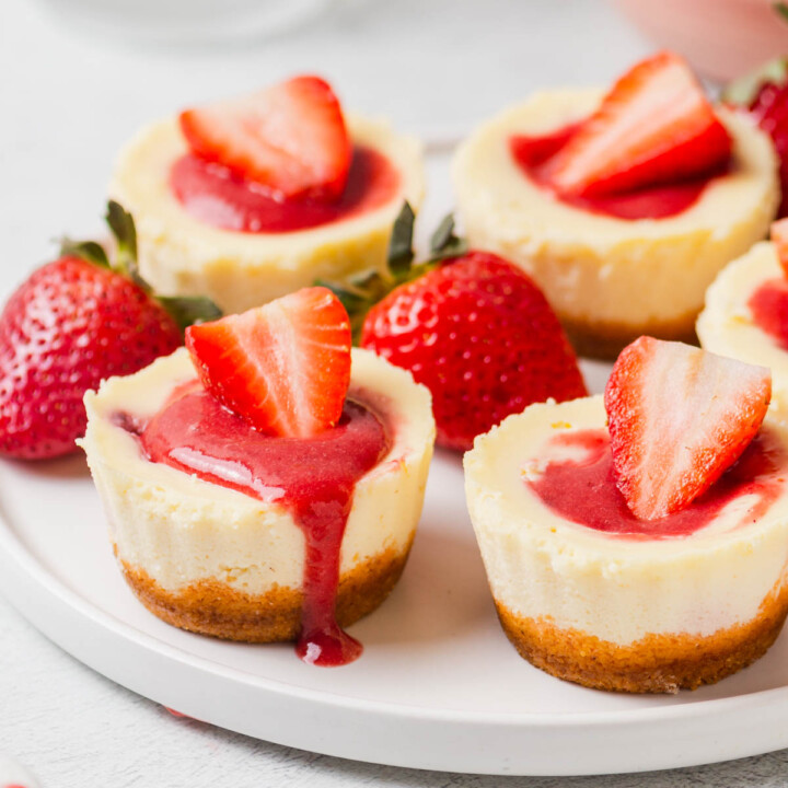 Mini Strawberry Cheesecakes Recipe